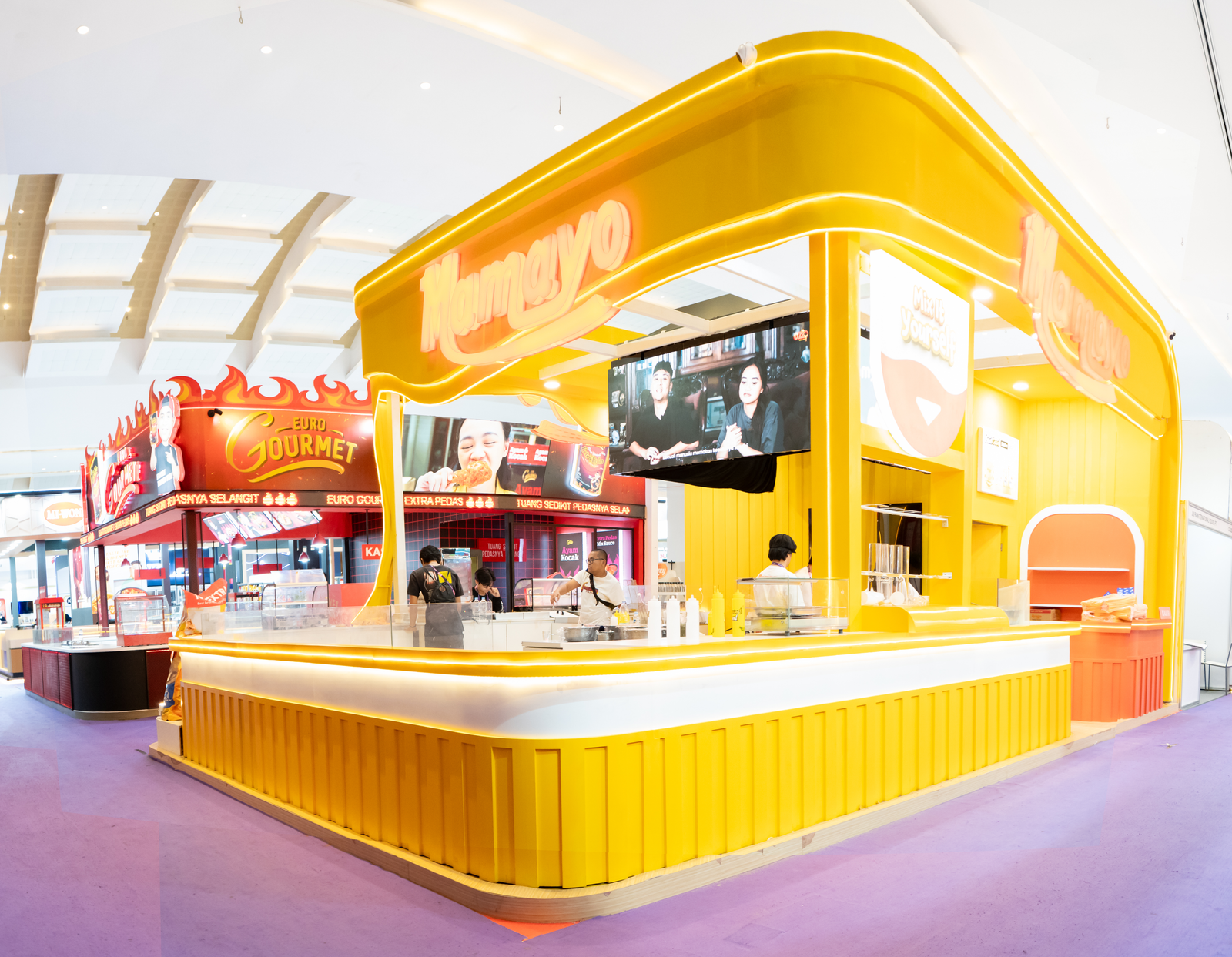 Mamayo — Booth activation & F&B kiosk